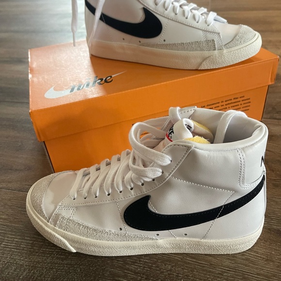 Nike Shoes - Nike Blazer Mid ‘77